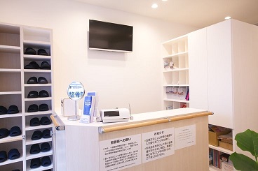 iCure鍼灸接骨院　千鳥橋：受付
